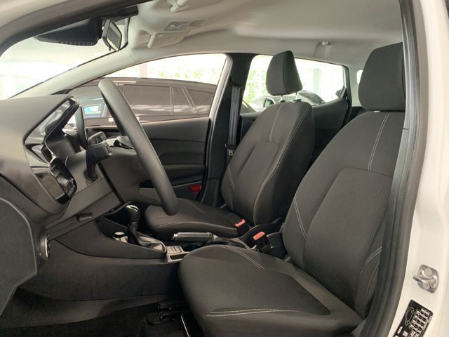 Ford Fiesta 2022 г. Белый, пробег 44000 км
