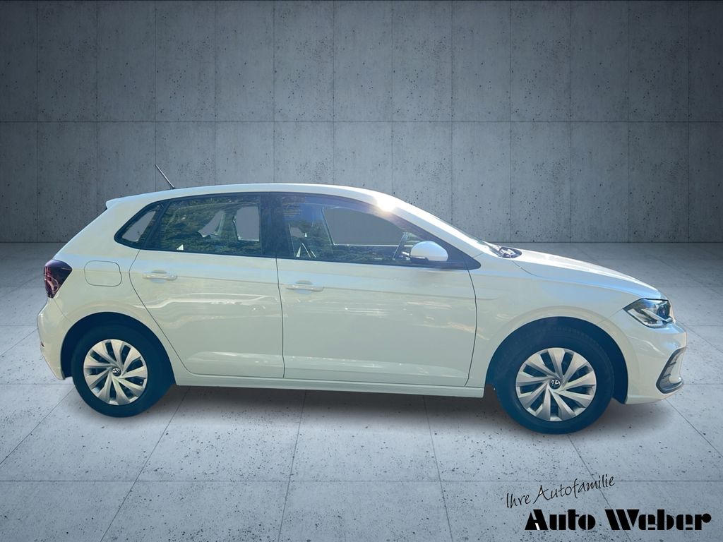 Volkswagen Polo 2023 г. Белый, пробег 57635 км