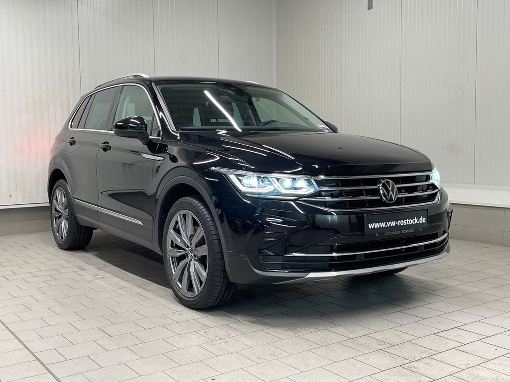 Volkswagen Tiguan 2023 г. Чёрный, пробег 53300 км