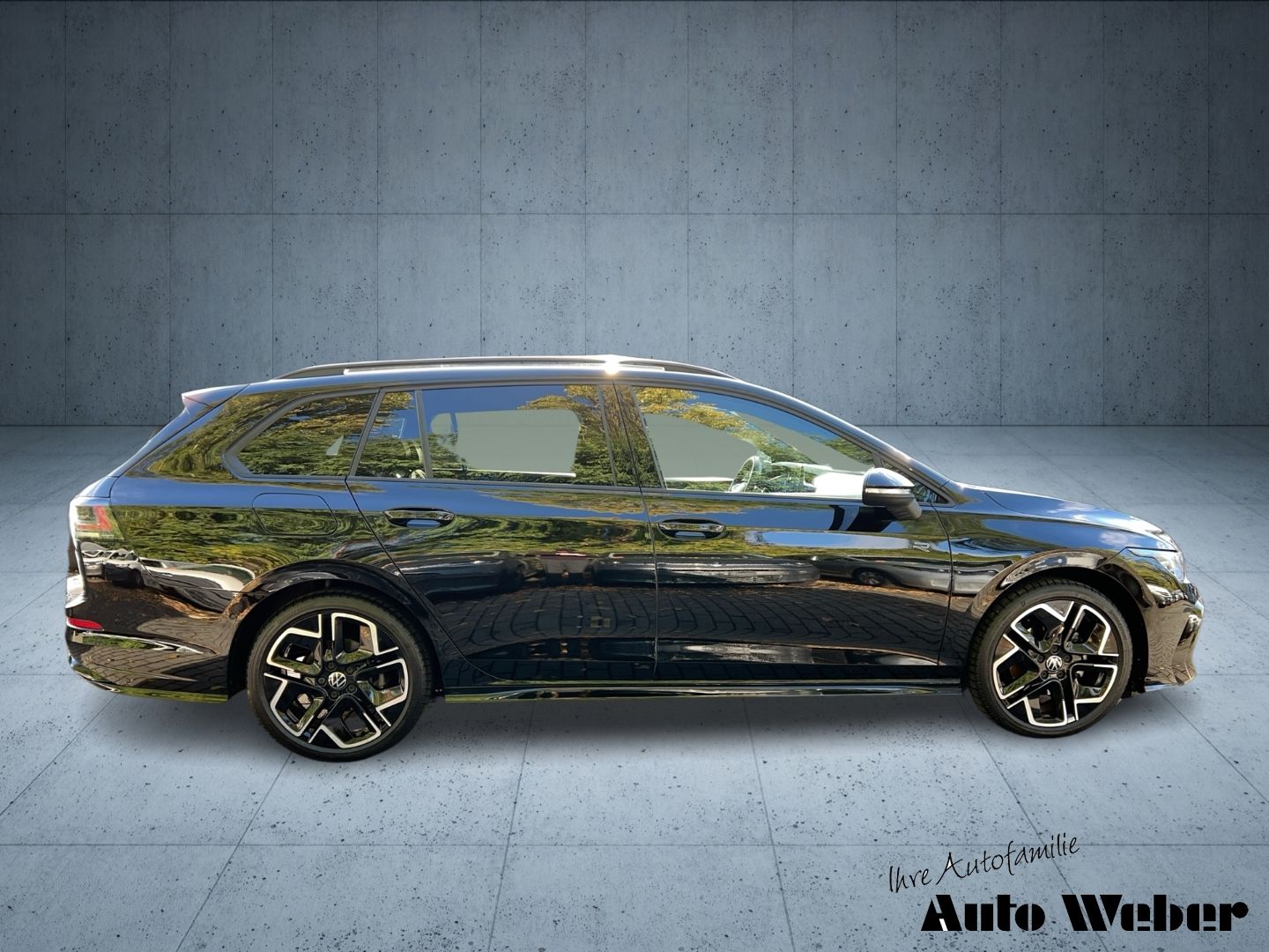 Volkswagen Golf 2025 г. Чёрный, пробег 15540 км