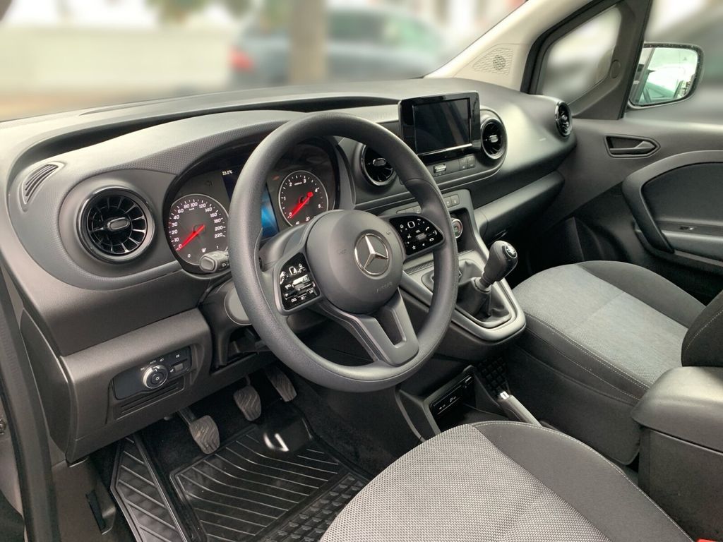 Mercedes-Benz Citan 2022 г. Серый, пробег 54018 км
