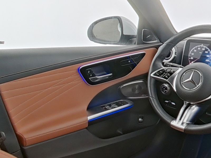 Mercedes-Benz C 300 2021 г. Белый, пробег 13973 км
