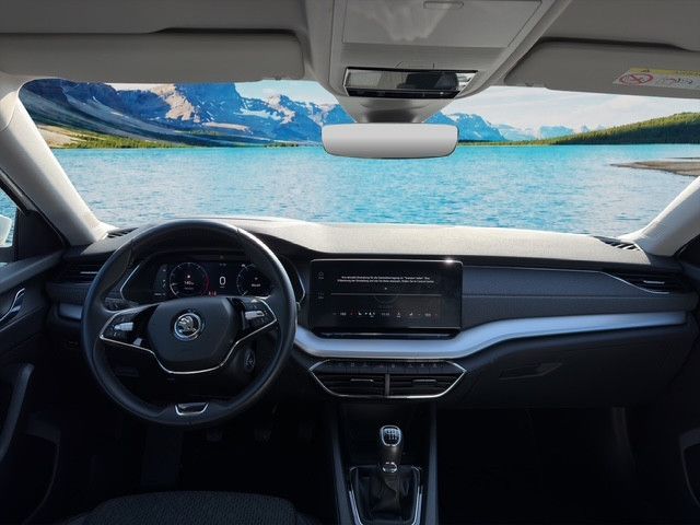 Skoda Octavia 2022 г. Белый, пробег 49496 км