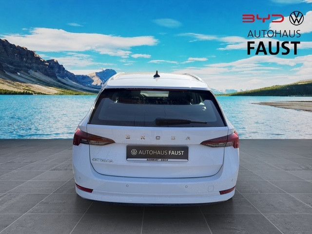 Skoda Octavia 2022 г. Белый, пробег 49496 км