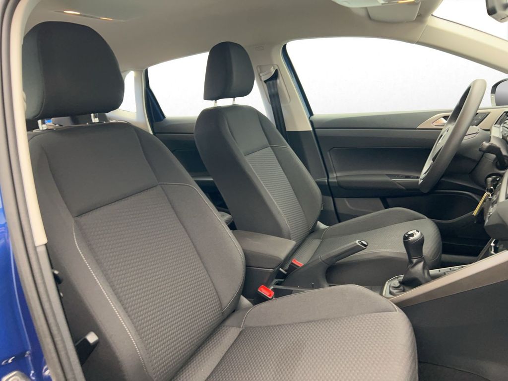 Volkswagen Polo 2021 г. Синий, пробег 26600 км
