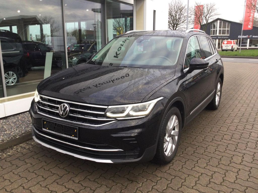 Volkswagen Tiguan 2022 г. Чёрный, пробег 55900 км