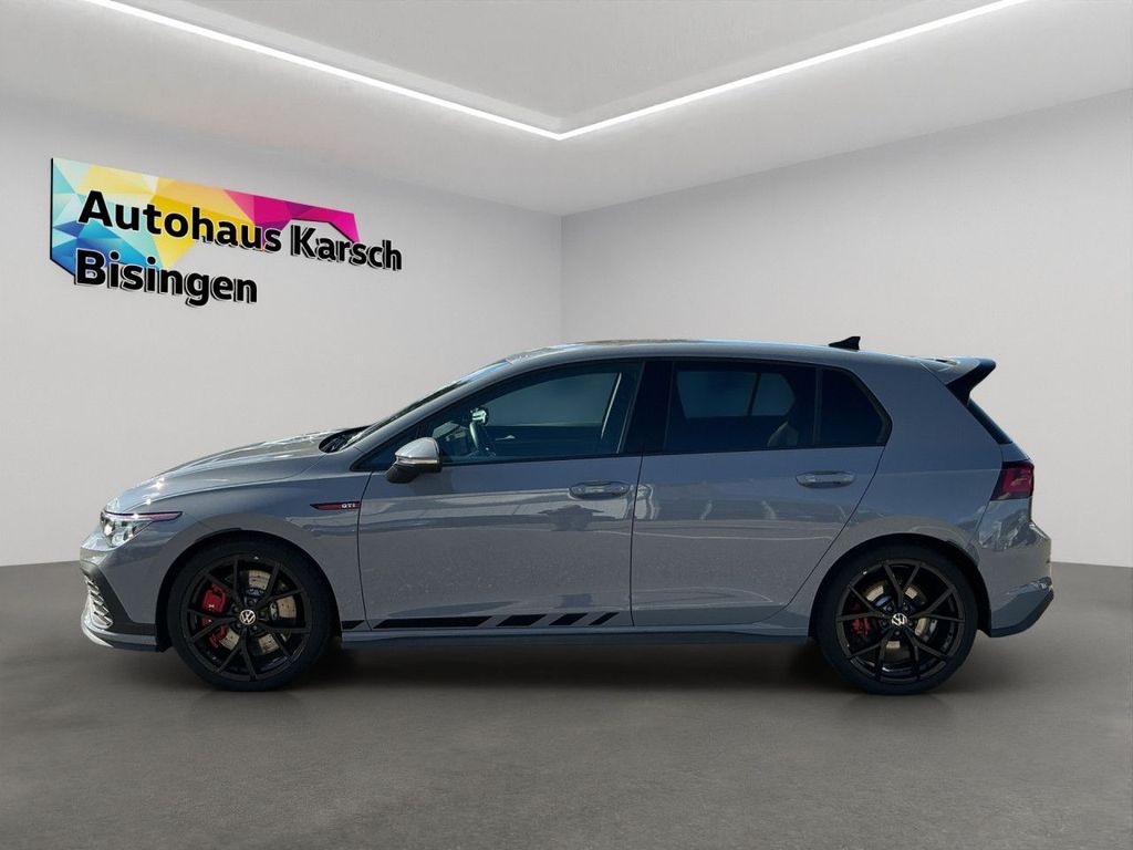 Volkswagen Golf 2023 г. Серый, пробег 31600 км