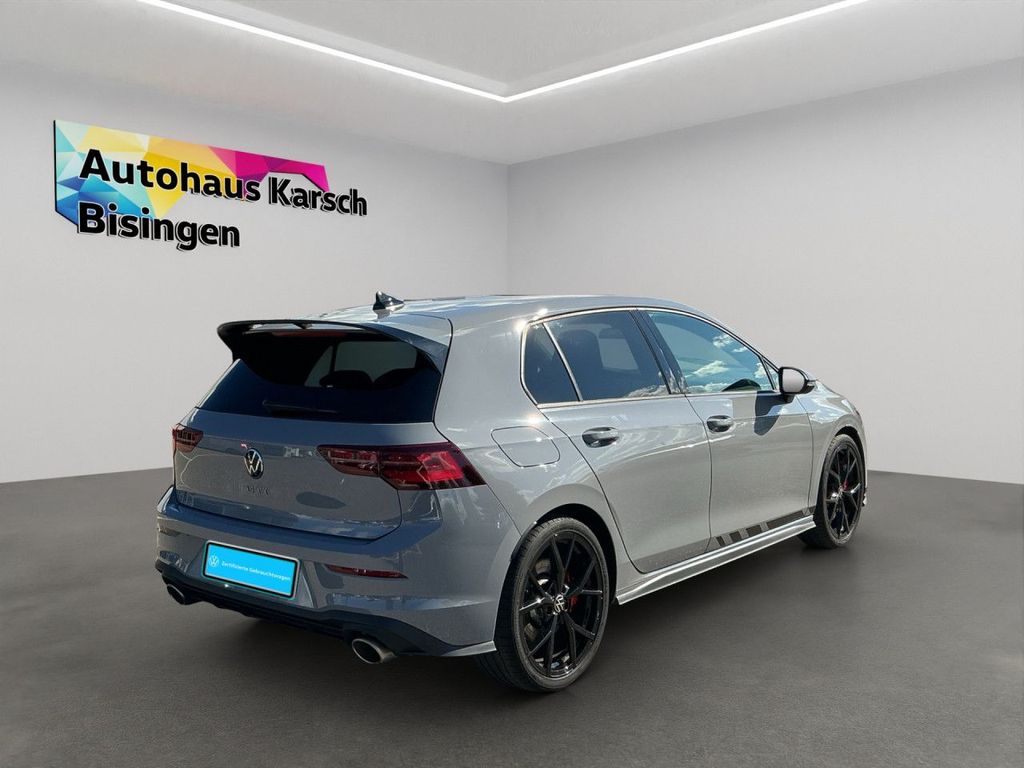 Volkswagen Golf 2023 г. Серый, пробег 31600 км
