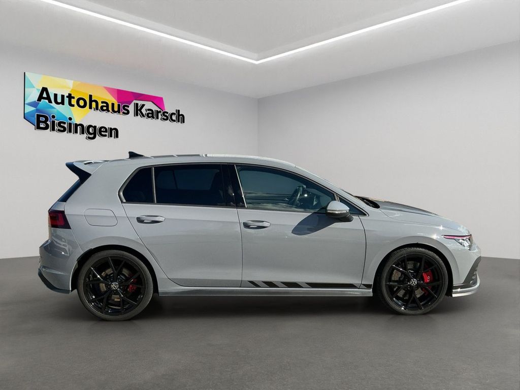 Volkswagen Golf 2023 г. Серый, пробег 31600 км