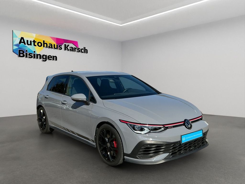 Volkswagen Golf 2023 г. Серый, пробег 31600 км