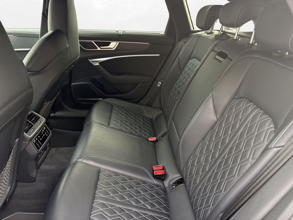 Audi S6 2022 г. Чёрный, пробег 54900 км