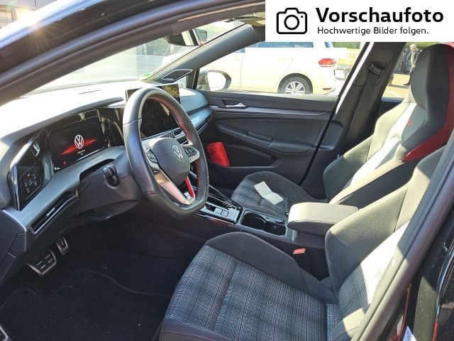 Volkswagen Golf 2024 г. Чёрный, пробег 43361 км