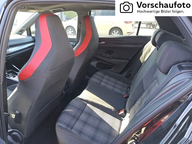 Volkswagen Golf 2024 г. Чёрный, пробег 43361 км
