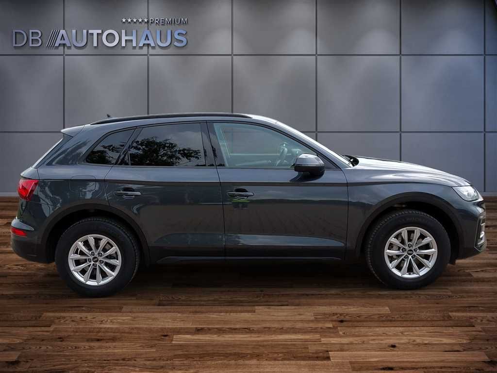 Audi Q5 2023 г. Серый, пробег 53419 км