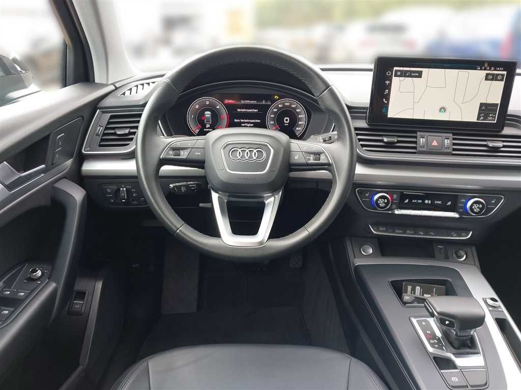 Audi Q5 2023 г. Серый, пробег 53419 км