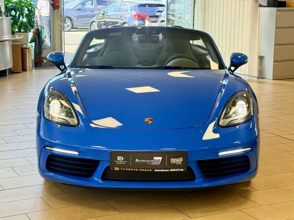 Porsche Boxster 2022 г. Синий, пробег 46693 км