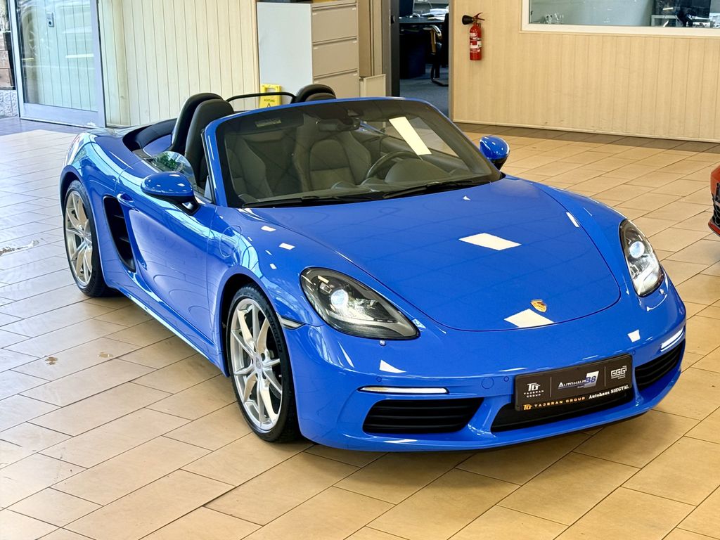 Porsche Boxster 2022 г. Синий, пробег 46693 км