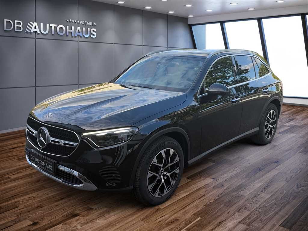 Mercedes-Benz GLC 300 2025 г. Чёрный, пробег 30267 км
