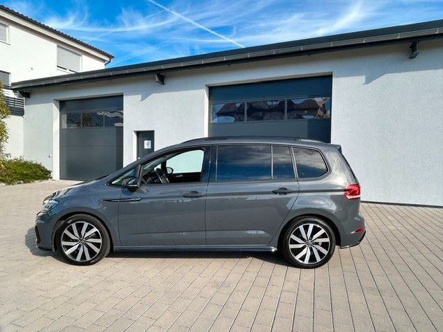 Volkswagen Touran 2022 г. Серый, пробег 59689 км