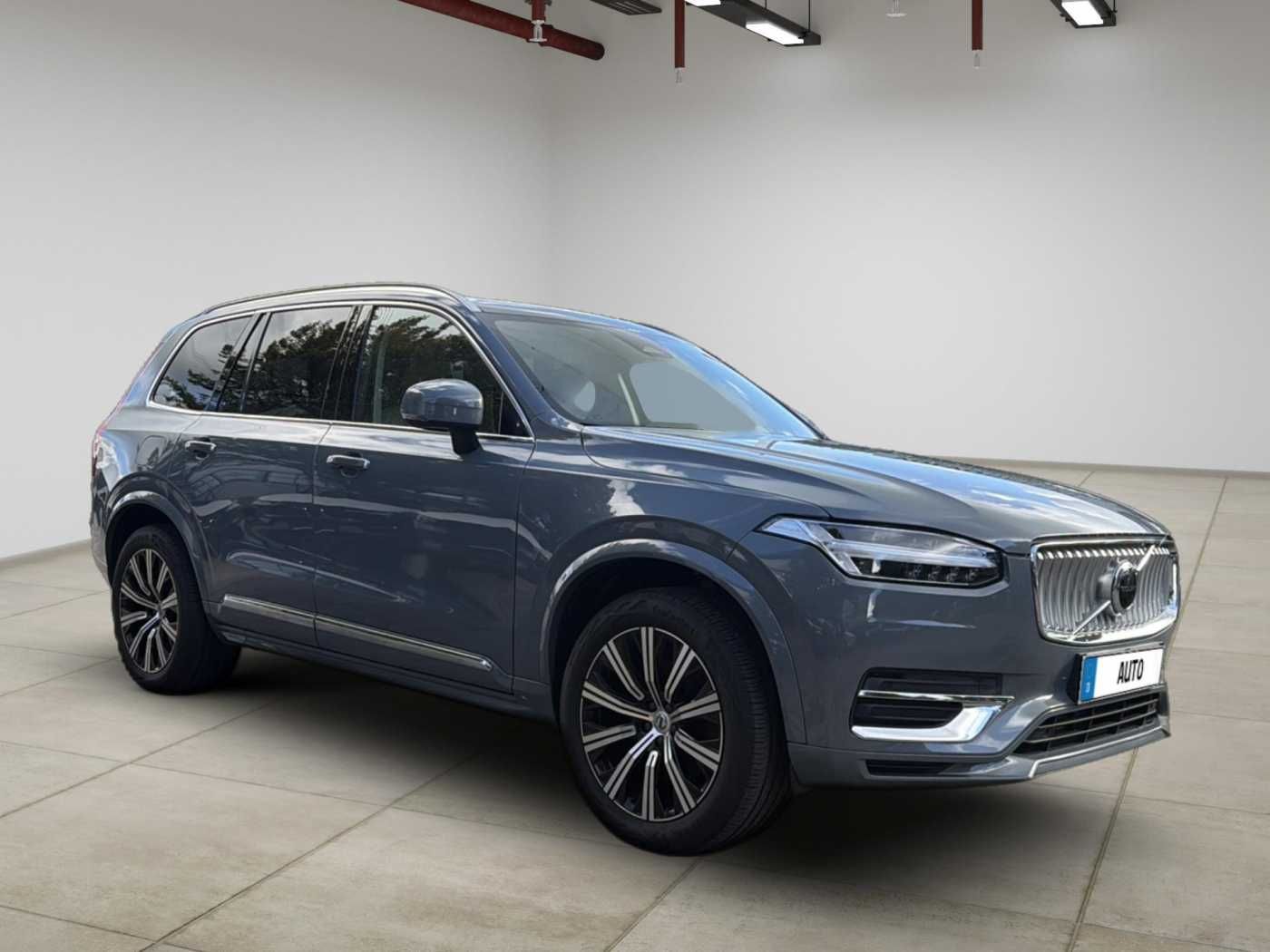 Volvo XC90 2023 г. Серый, пробег 57439 км