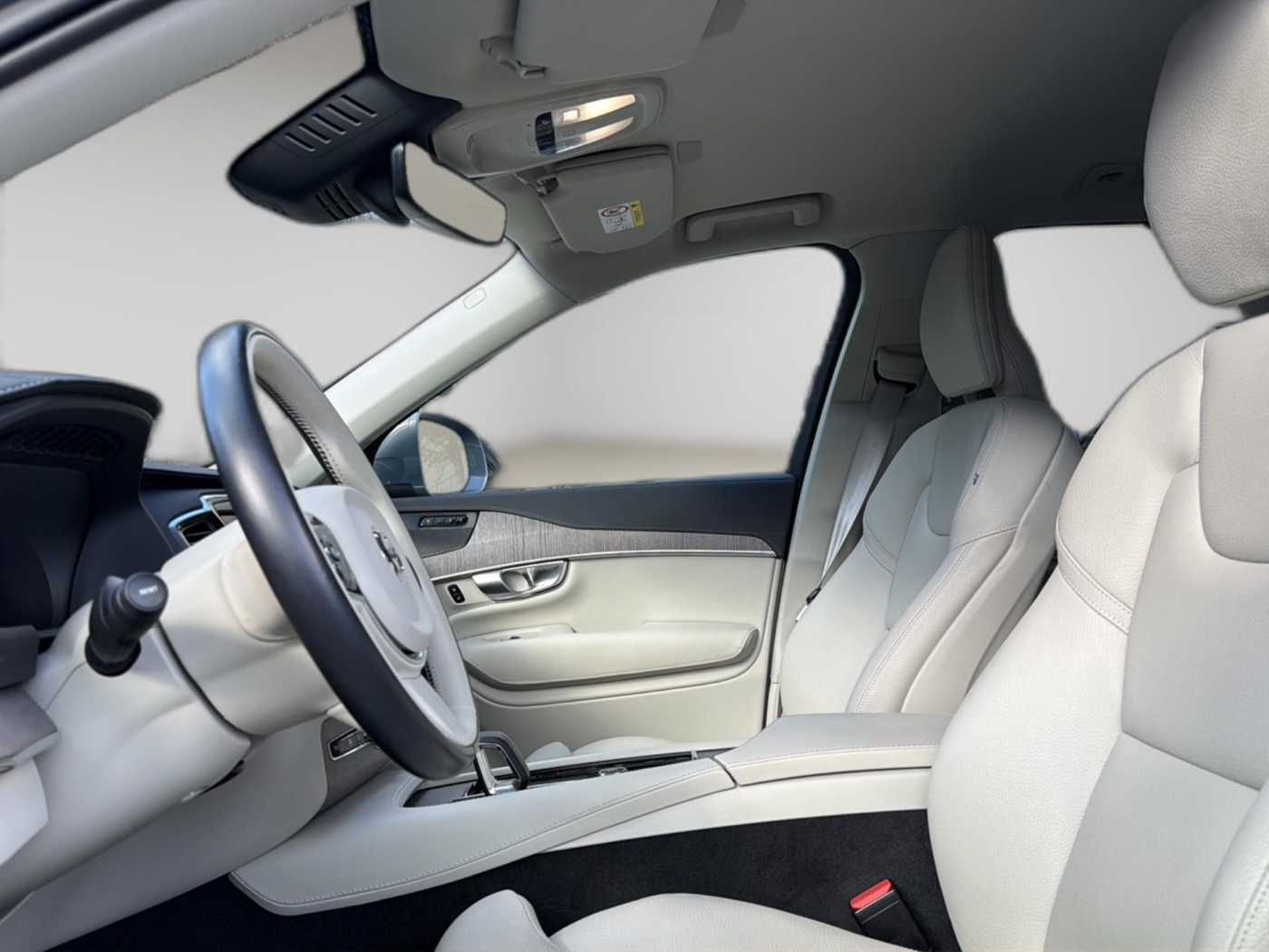 Volvo XC90 2023 г. Серый, пробег 57439 км
