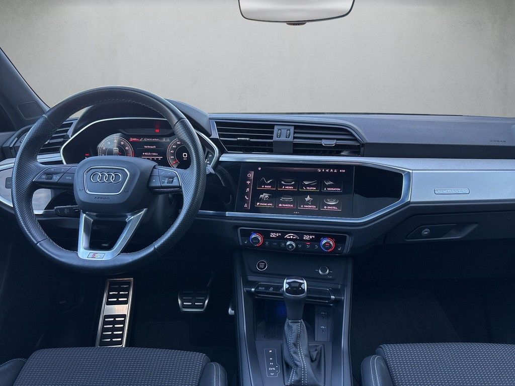 Audi Q3 2023 г. Оранжевый, пробег 53322 км