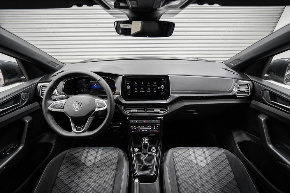 Volkswagen T-Cross 2026 г. Чёрный, пробег 20 км