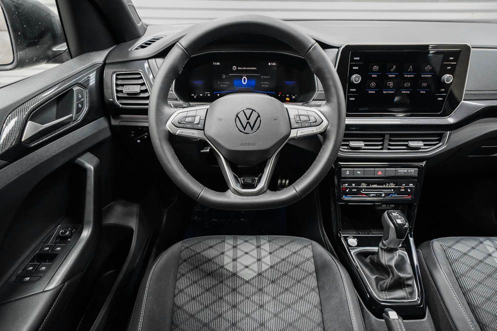 Volkswagen T-Cross 2026 г. Чёрный, пробег 20 км