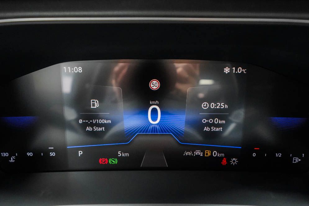 Volkswagen T-Cross 2026 г. Чёрный, пробег 20 км