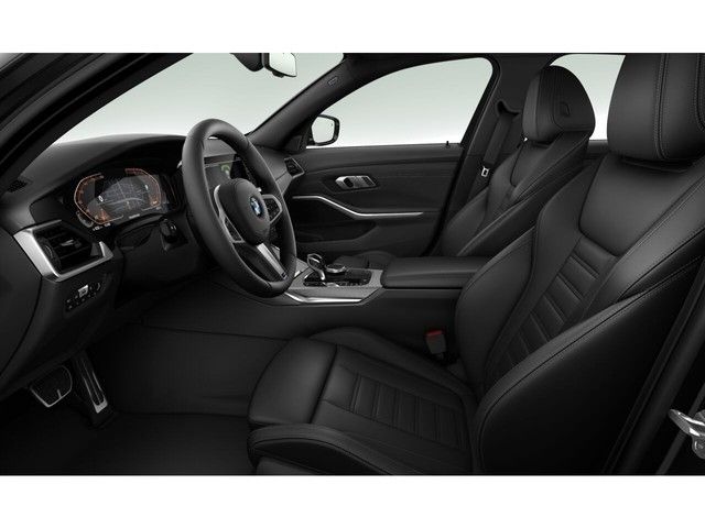 BMW 320 2022 г. Чёрный, пробег 11832 км
