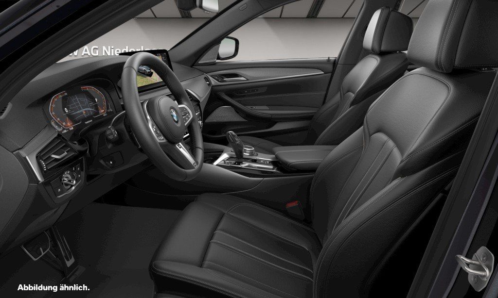 BMW 530 2023 г. Чёрный, пробег 32492 км