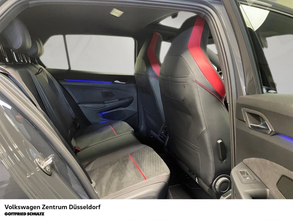 Volkswagen Golf 2024 г. Серый, пробег 38344 км