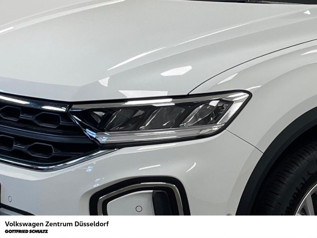 Volkswagen T-Roc 2022 г. Белый, пробег 29648 км