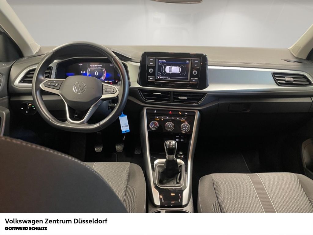 Volkswagen T-Roc 2022 г. Белый, пробег 29648 км