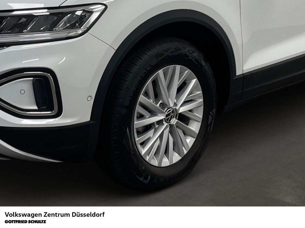 Volkswagen T-Roc 2022 г. Белый, пробег 29648 км