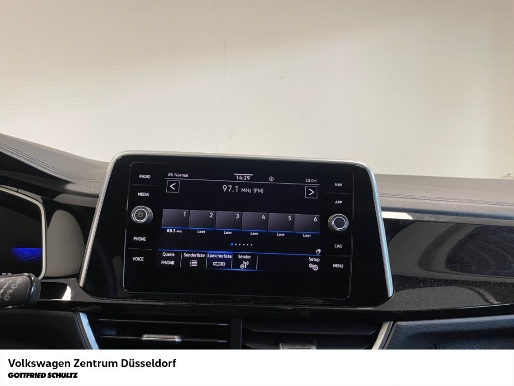 Volkswagen T-Roc 2023 г. Чёрный, пробег 54805 км