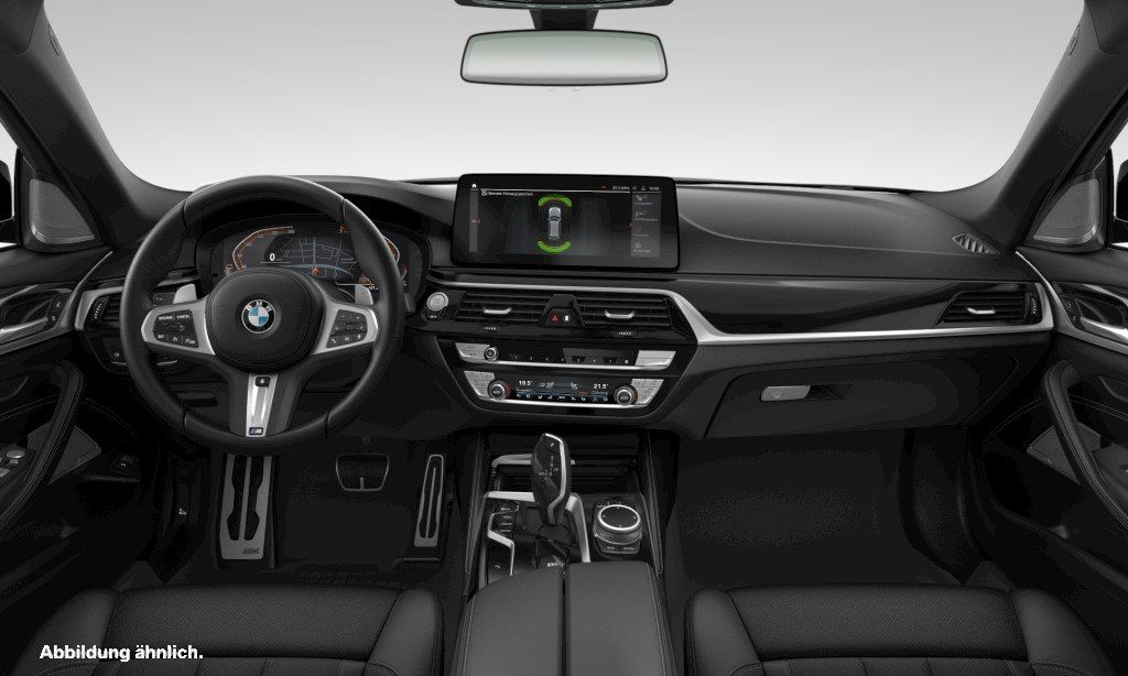 BMW 540 2023 г. Чёрный, пробег 44426 км