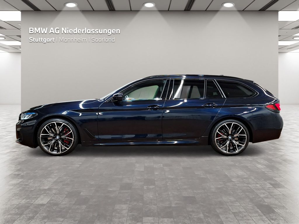 BMW 540 2023 г. Чёрный, пробег 44426 км