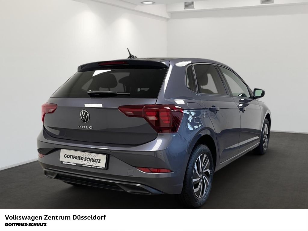Volkswagen Polo 2022 г. Серый, пробег 29865 км
