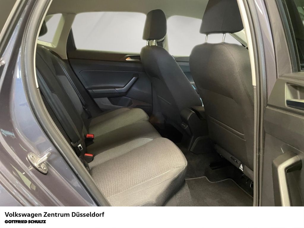 Volkswagen Polo 2022 г. Серый, пробег 29865 км