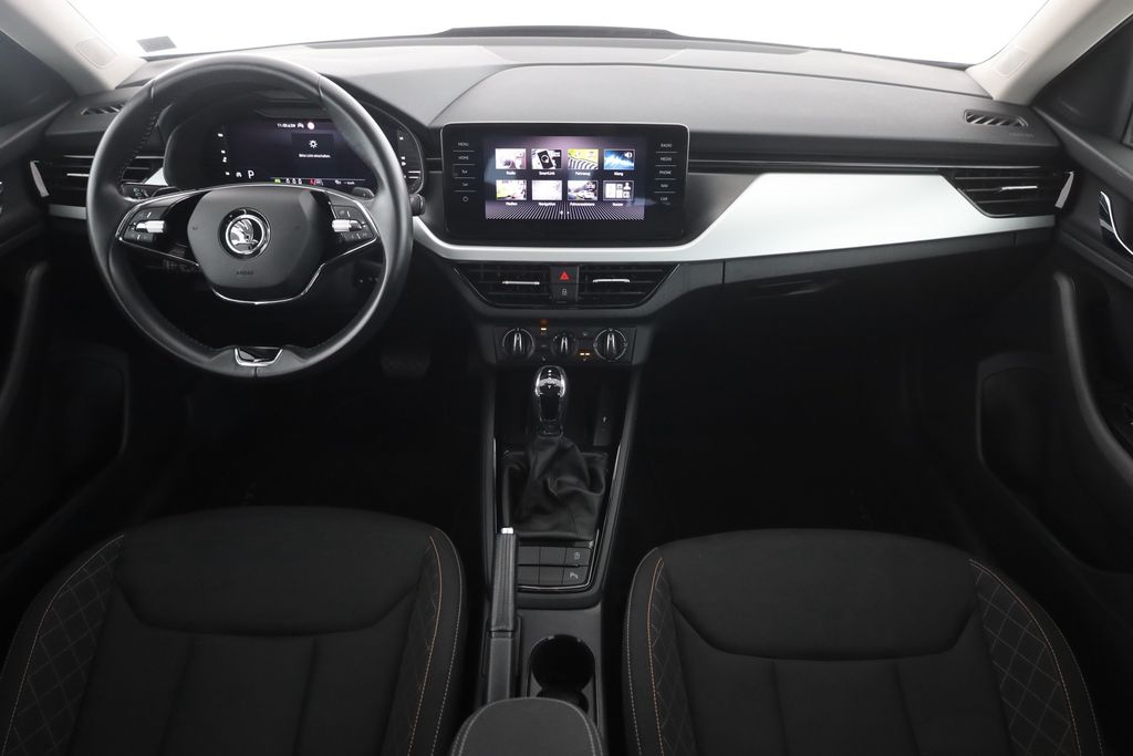 Skoda Kamiq 2023 г. Чёрный, пробег 44536 км