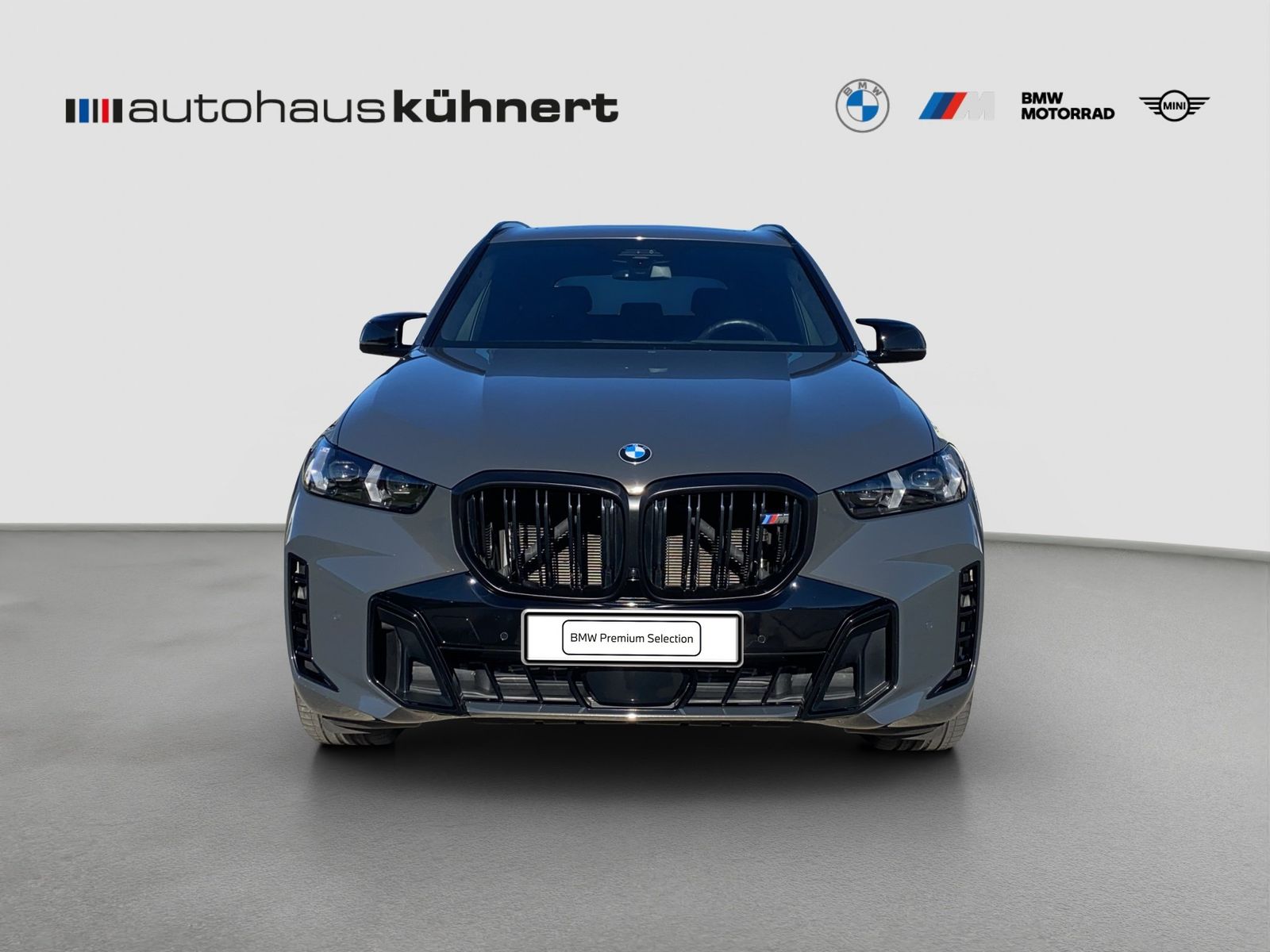 BMW X5 M60 2023 г. Серый, пробег 52355 км