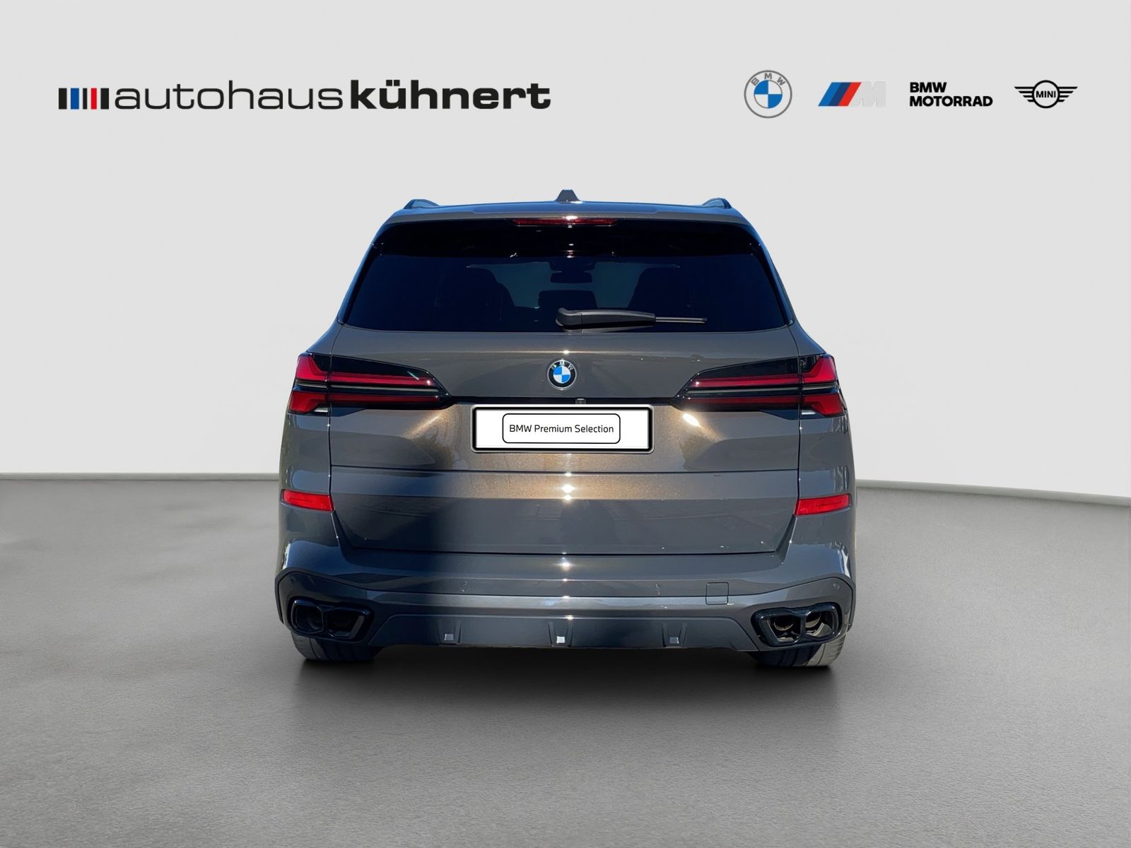 BMW X5 M60 2023 г. Серый, пробег 52355 км
