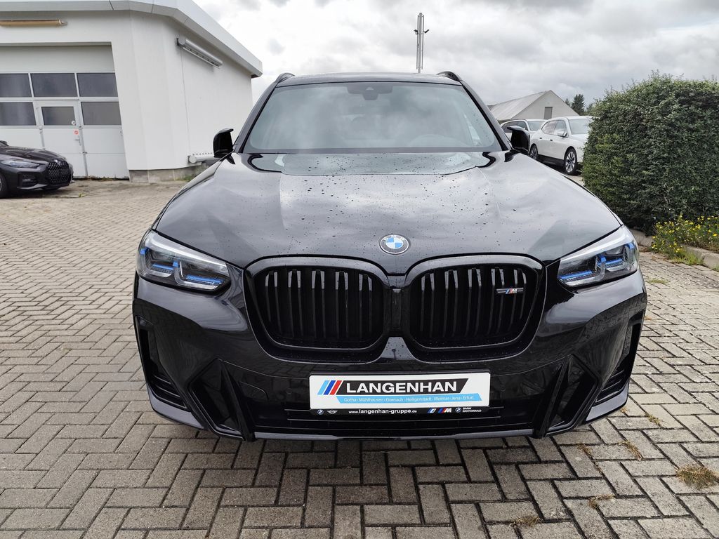 BMW X3 M40 2023 г. Чёрный, пробег 53948 км