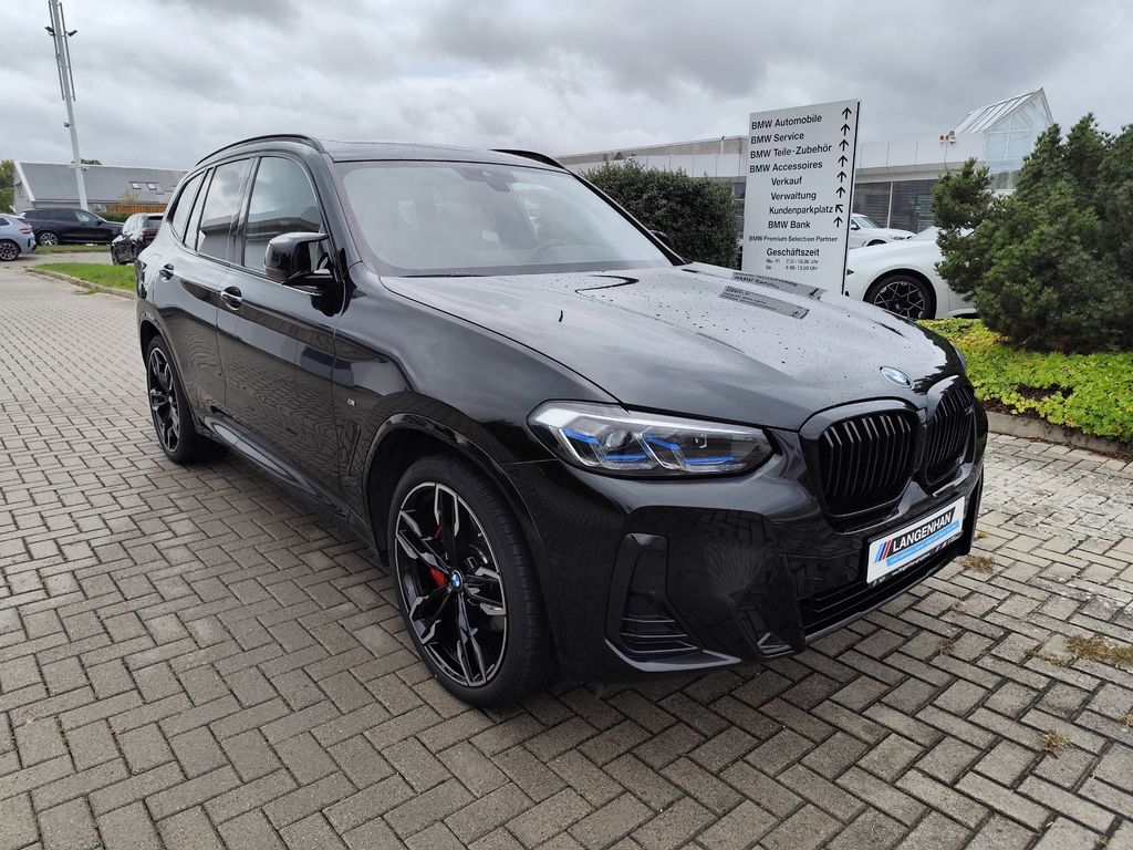 BMW X3 M40 2023 г. Чёрный, пробег 53948 км