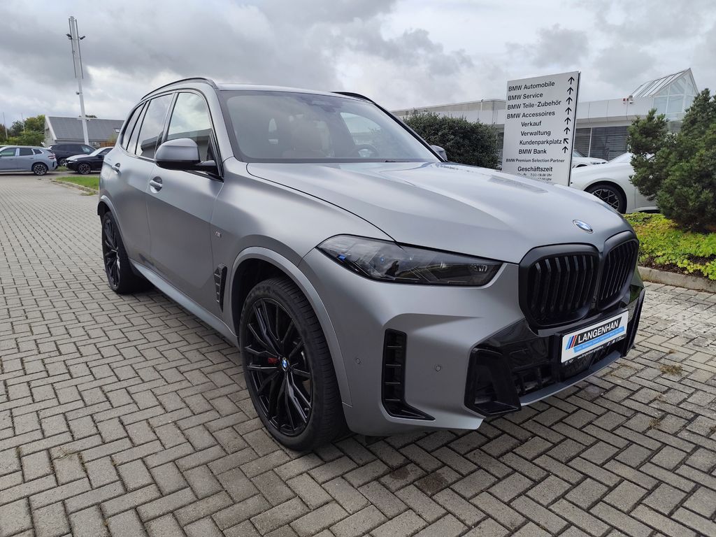 BMW X5 2023 г. Серый, пробег 47189 км