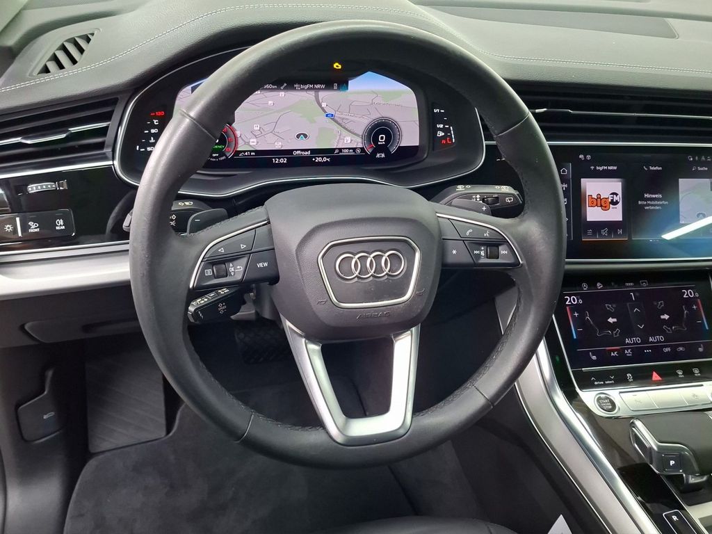 Audi Q8 2023 г. Белый, пробег 18380 км