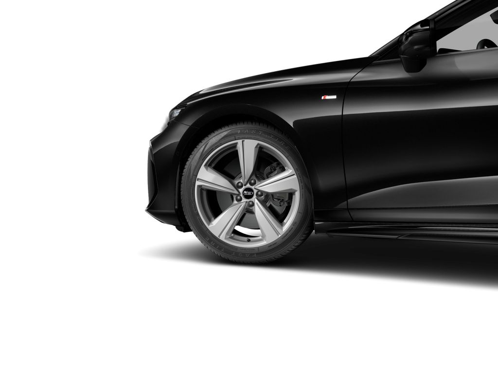 Audi A6 2026 г. Чёрный, пробег 28299 км