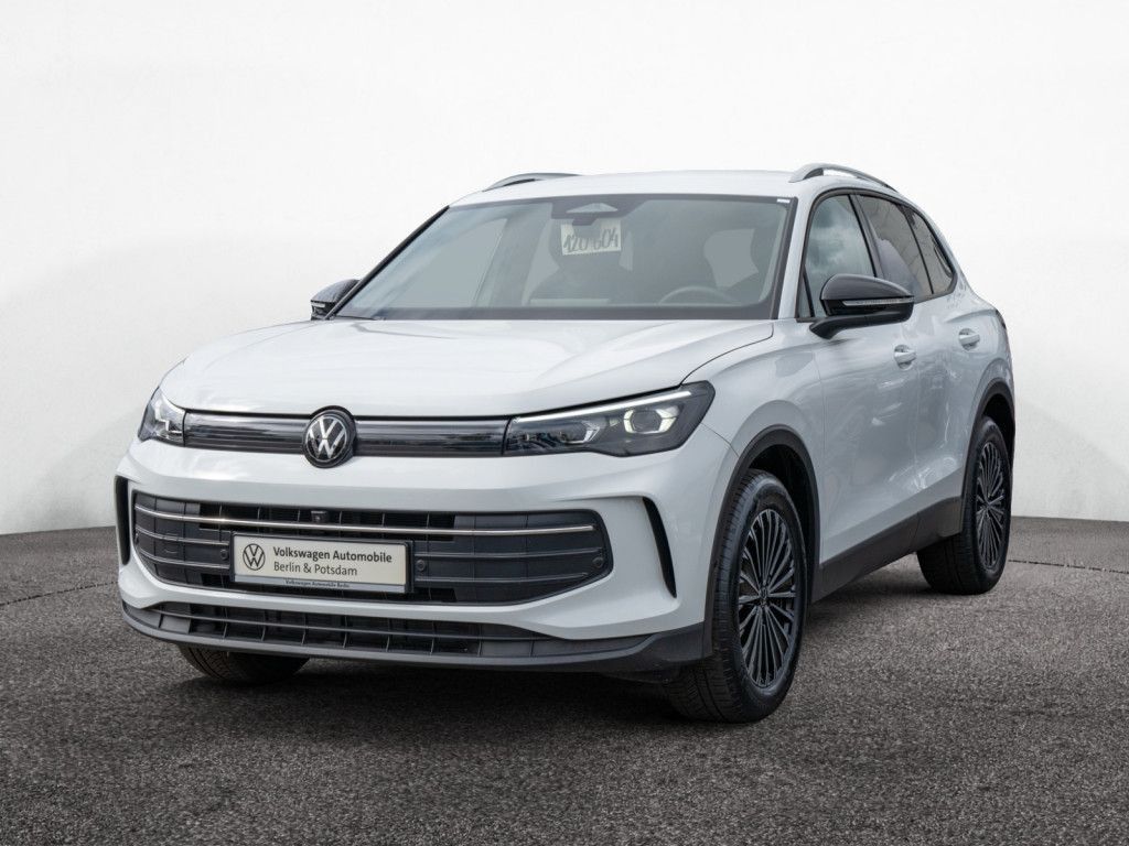 Volkswagen Tiguan 2025 г. Белый, пробег 26980 км