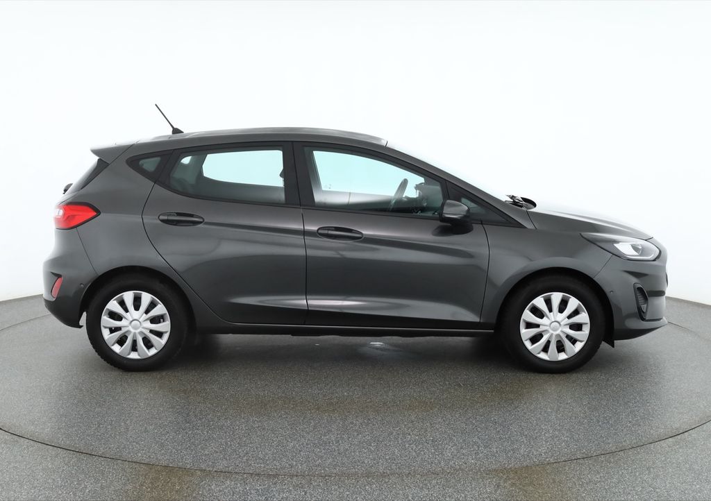 Ford Fiesta 2022 г. Серый, пробег 44841 км